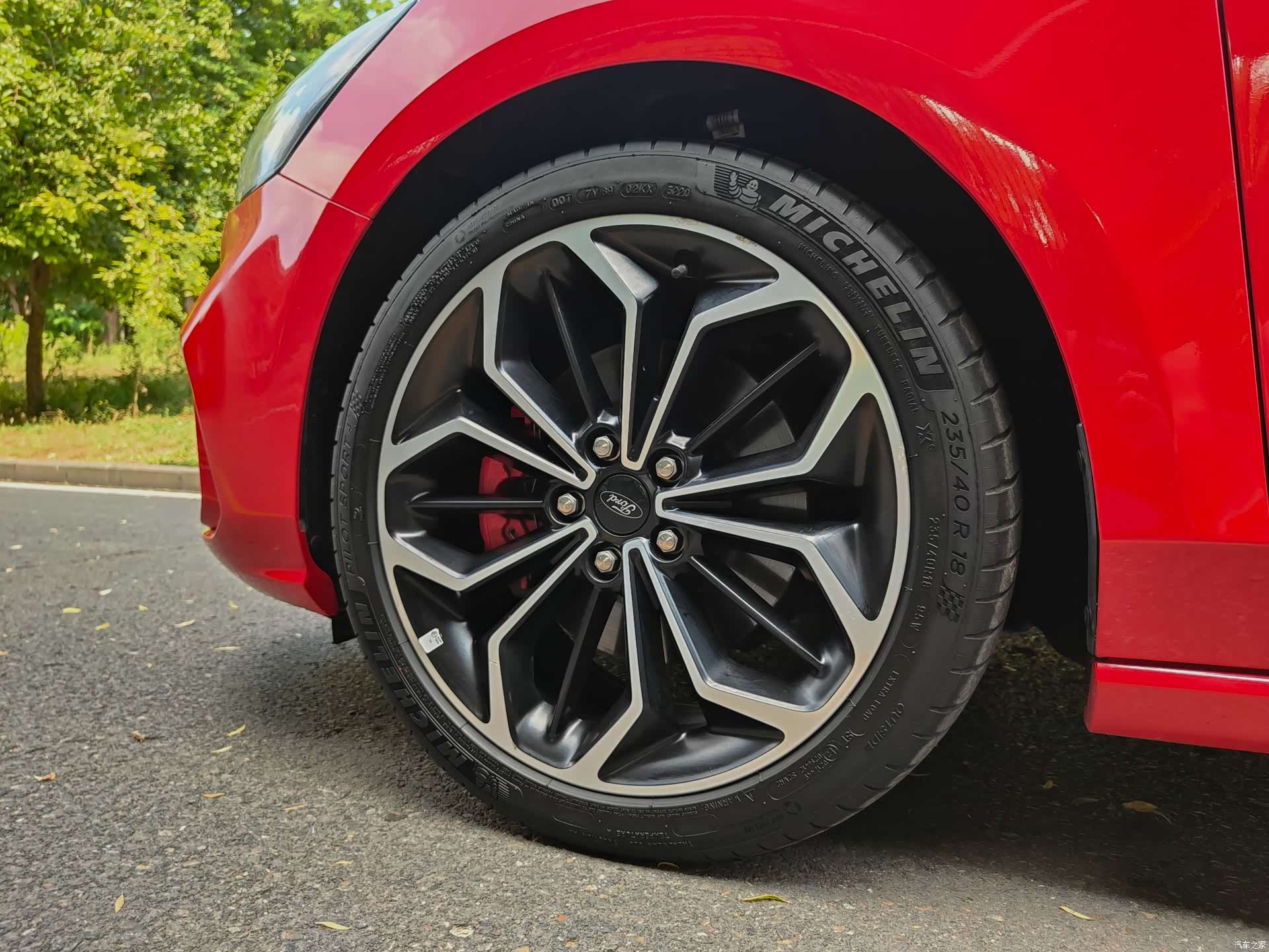 Ford Focus, 2020 18