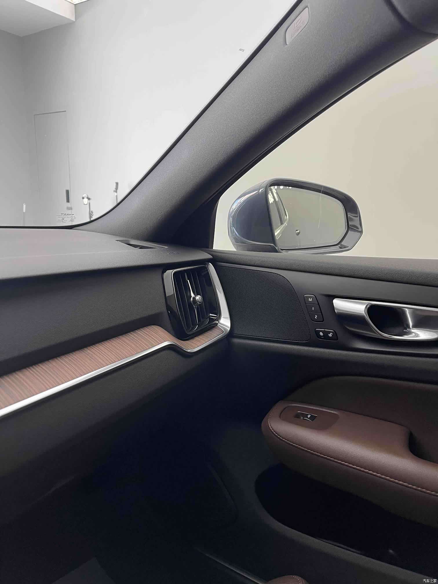 Volvo S60, 2023 16