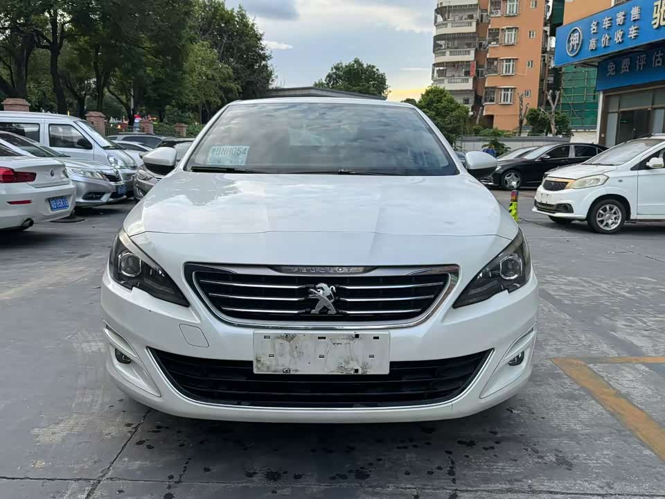 Peugeot 408