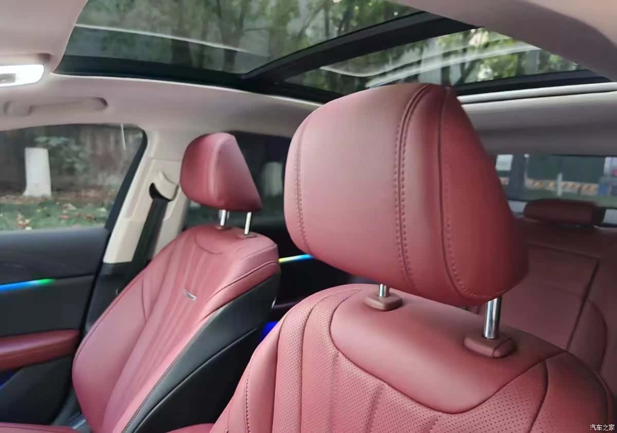 Hongqi H5, 2024 7