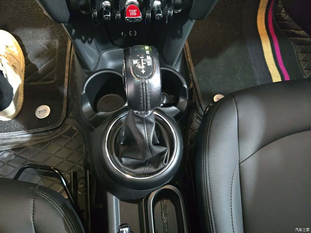 Mini ONE, 2018 10