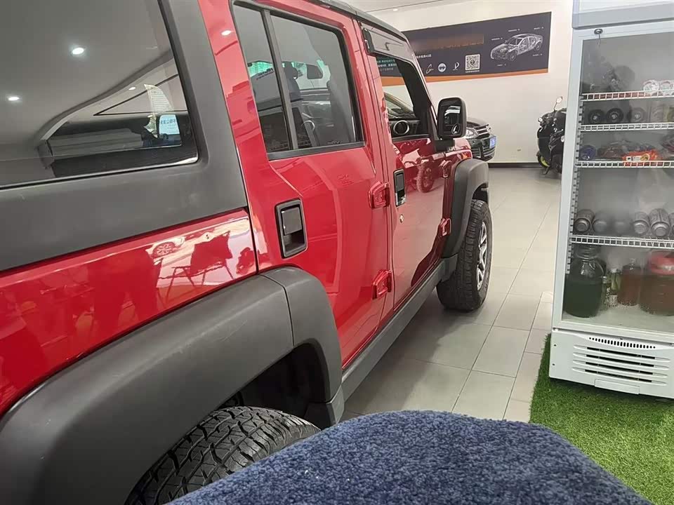 Beijing BJ40
