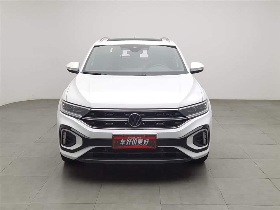 Volkswagen T-ROC exploring Songs
