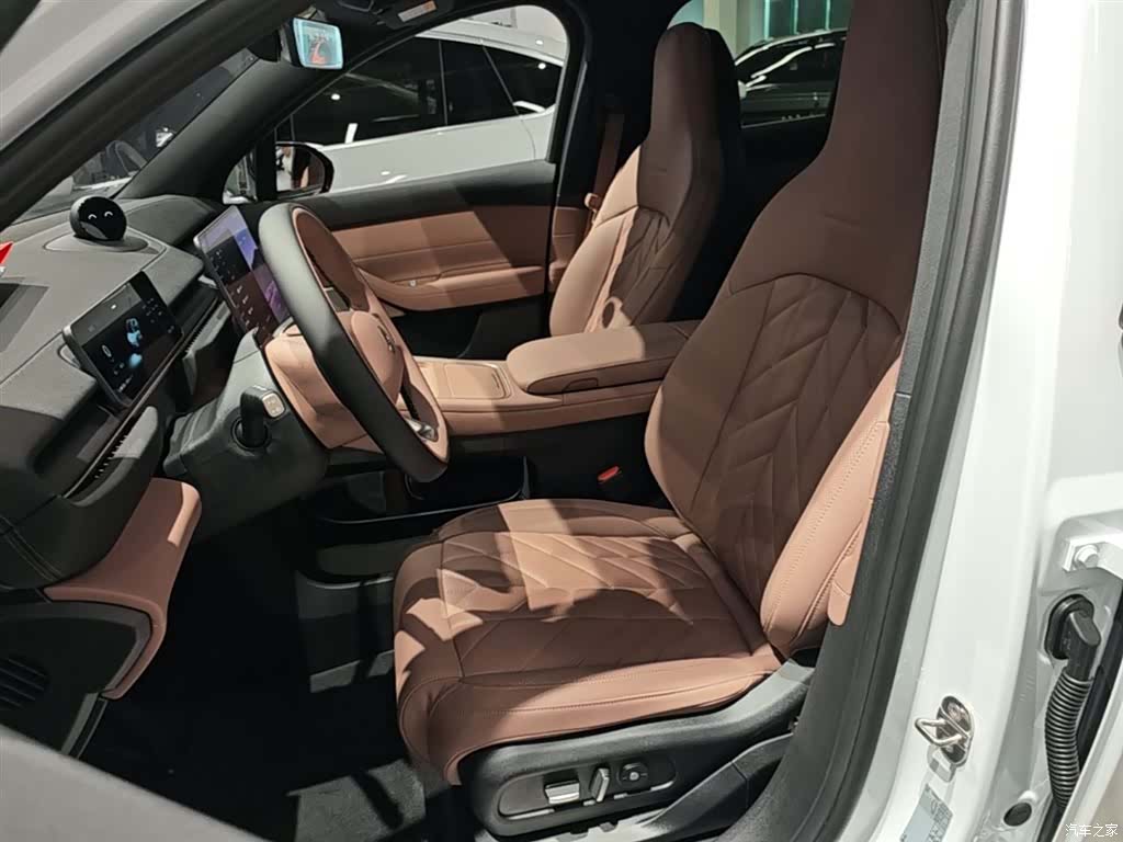 NIO EC6, 2025 15