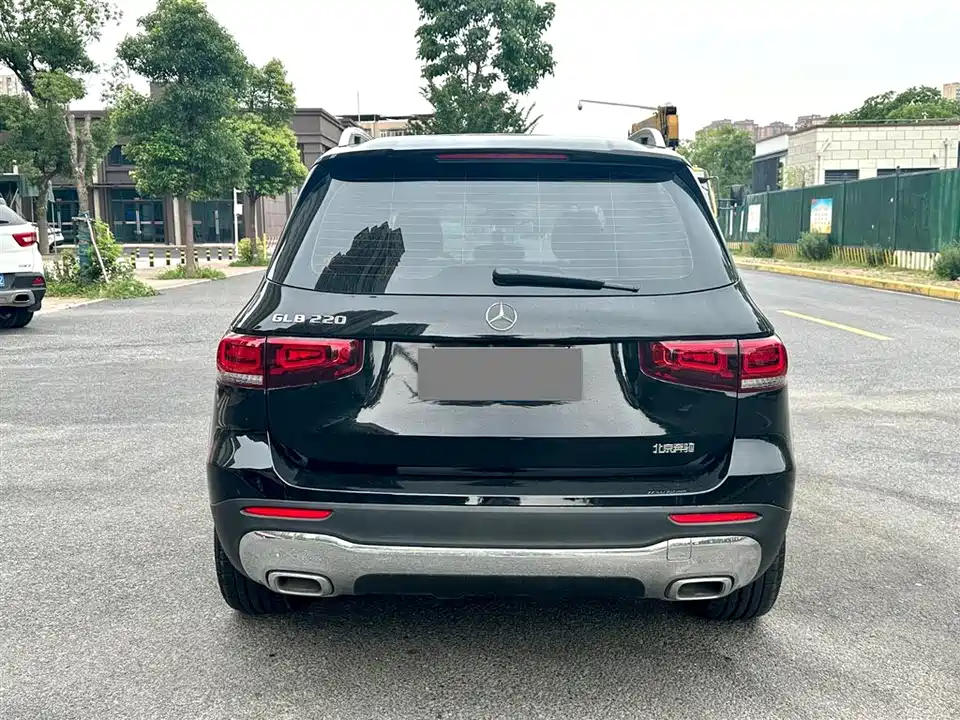 Mercedes-Benz GLB Mercedes-Benz GLB