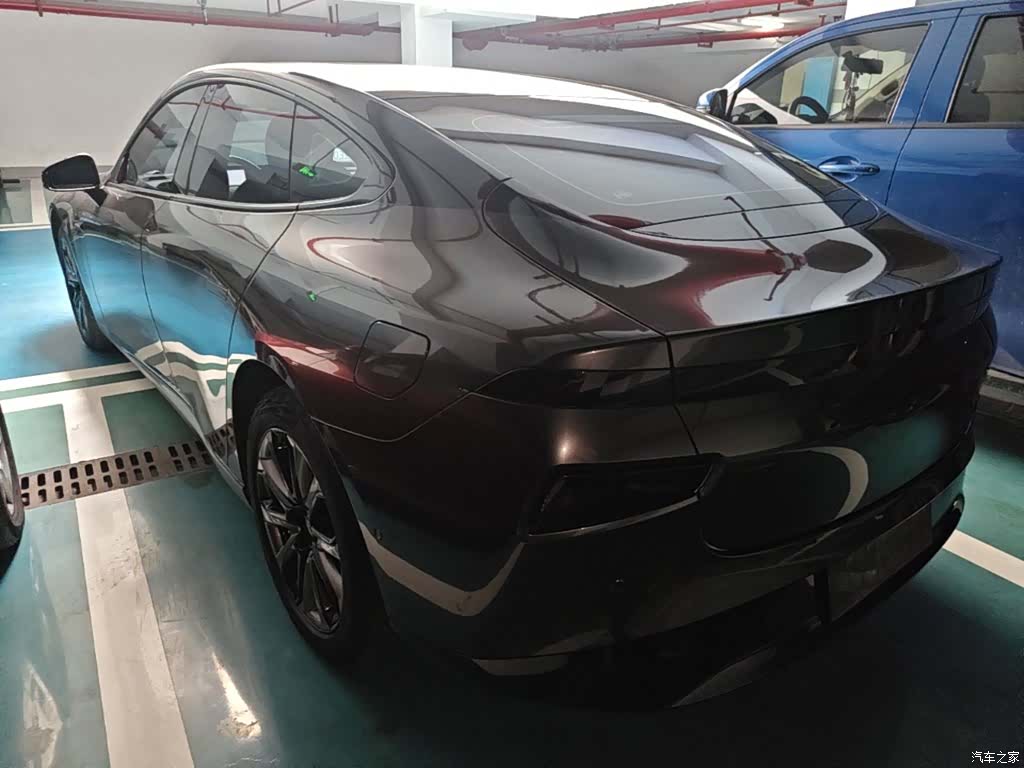 Xpeng P7, 2021 все фото