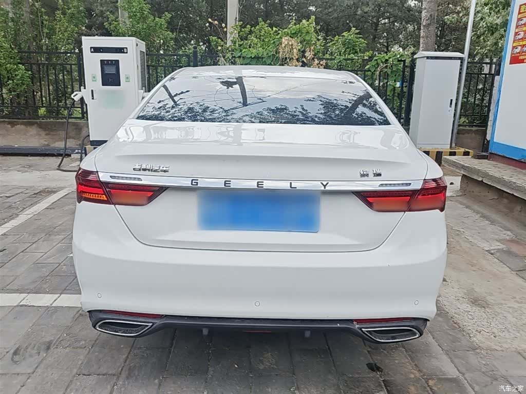 Geely Binray, 2022 6