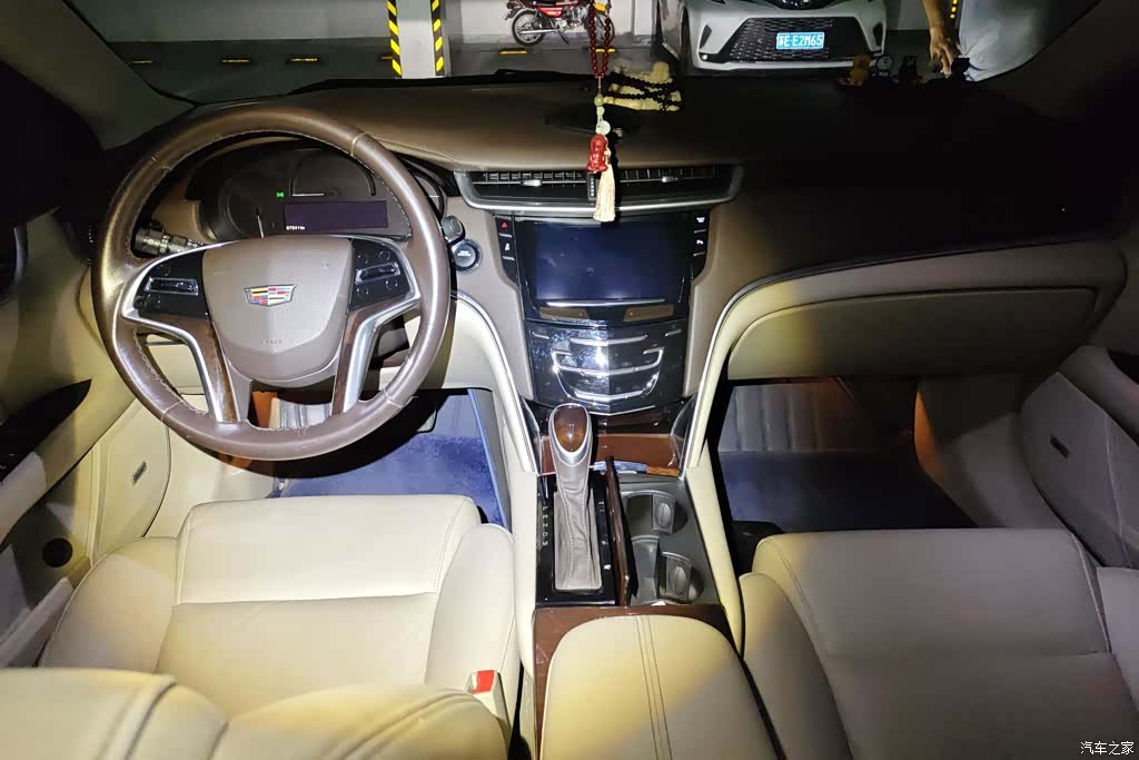 Cadillac XTS, 2016 12