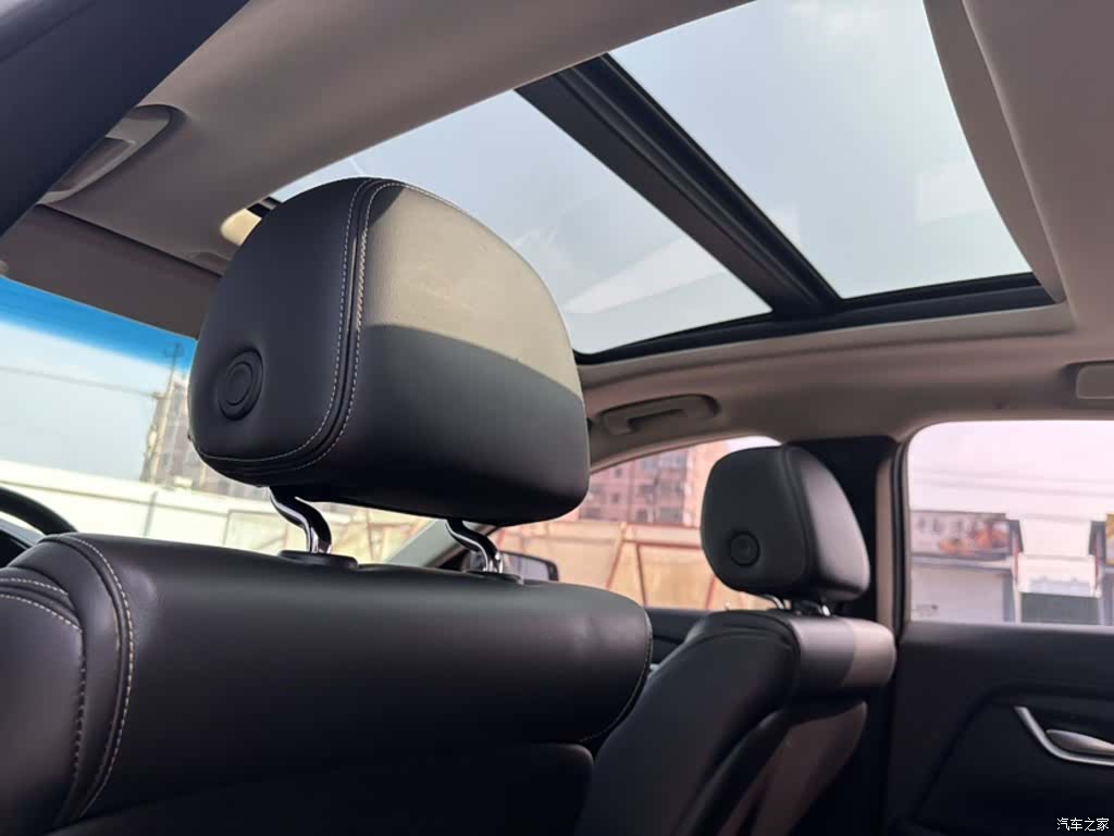 Cadillac XTS, 2019 14
