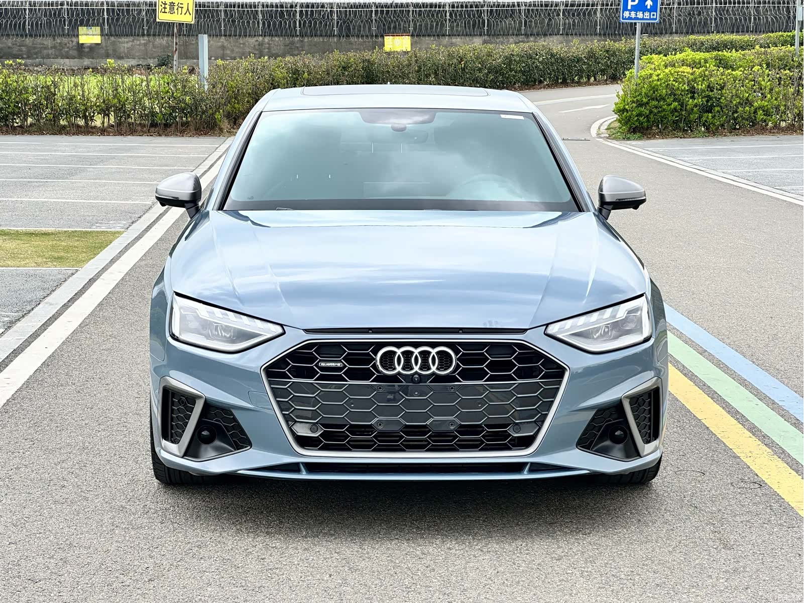 Audi A4L, 2022 2