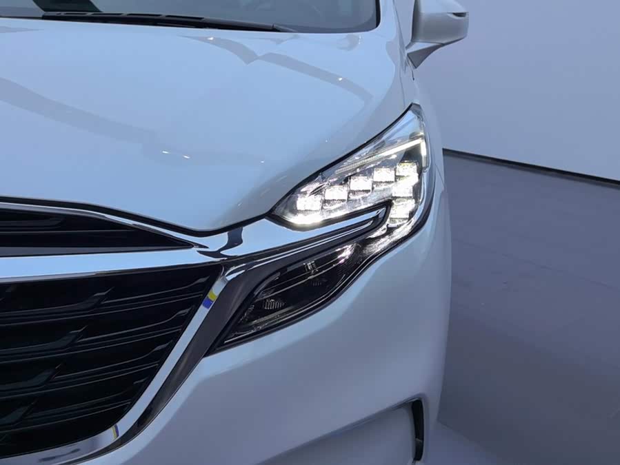 Buick GL8 2021, фото 5