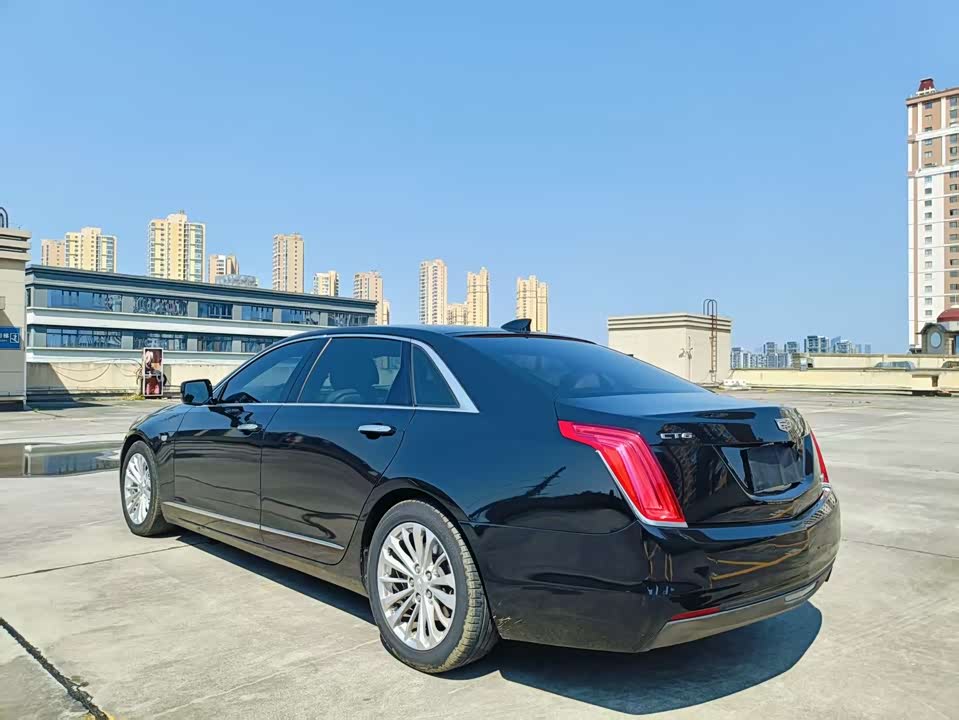 Cadillac CT6