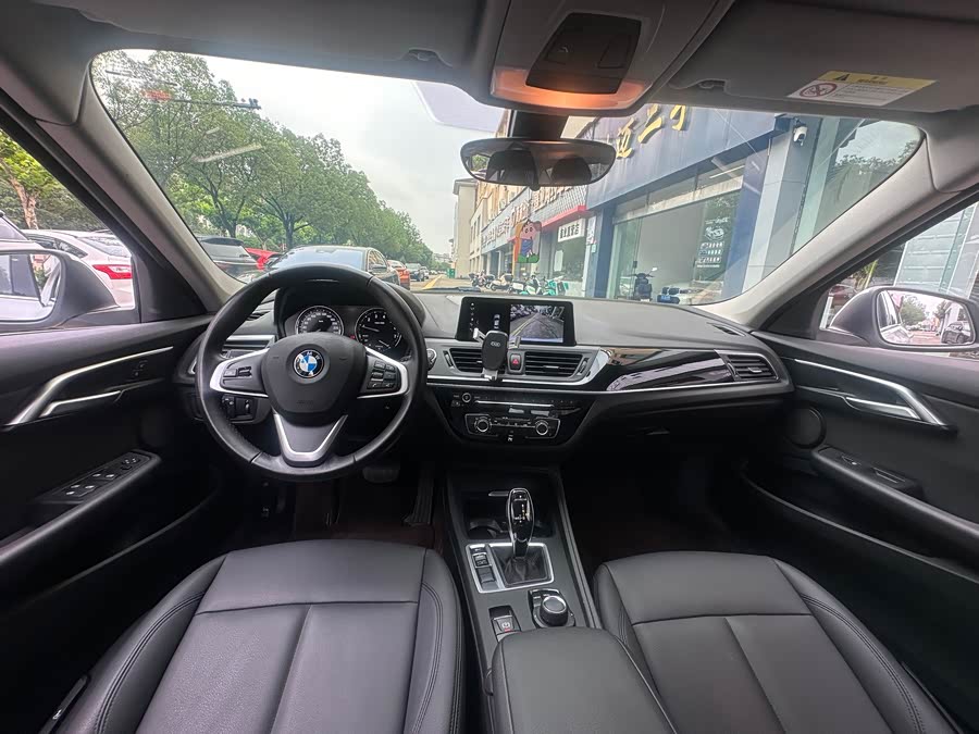 BMW 1 Series 2020, фото 5