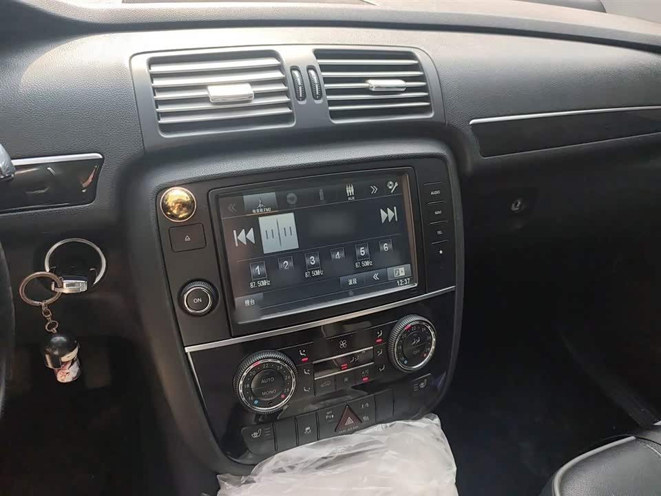 Mercedes-Benz R-class