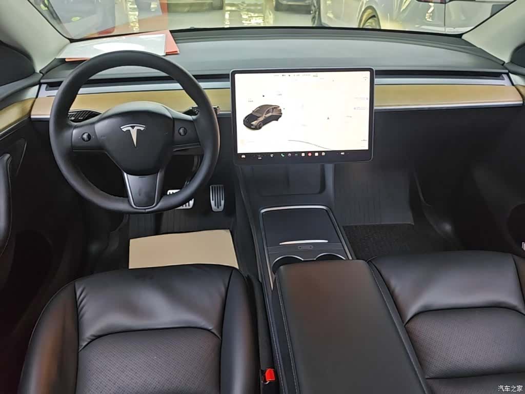 Tesla Model Y, 2021 10