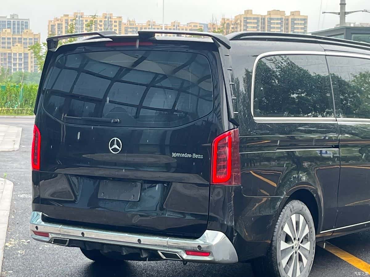 Mercedes-Benz 7, 2024 9