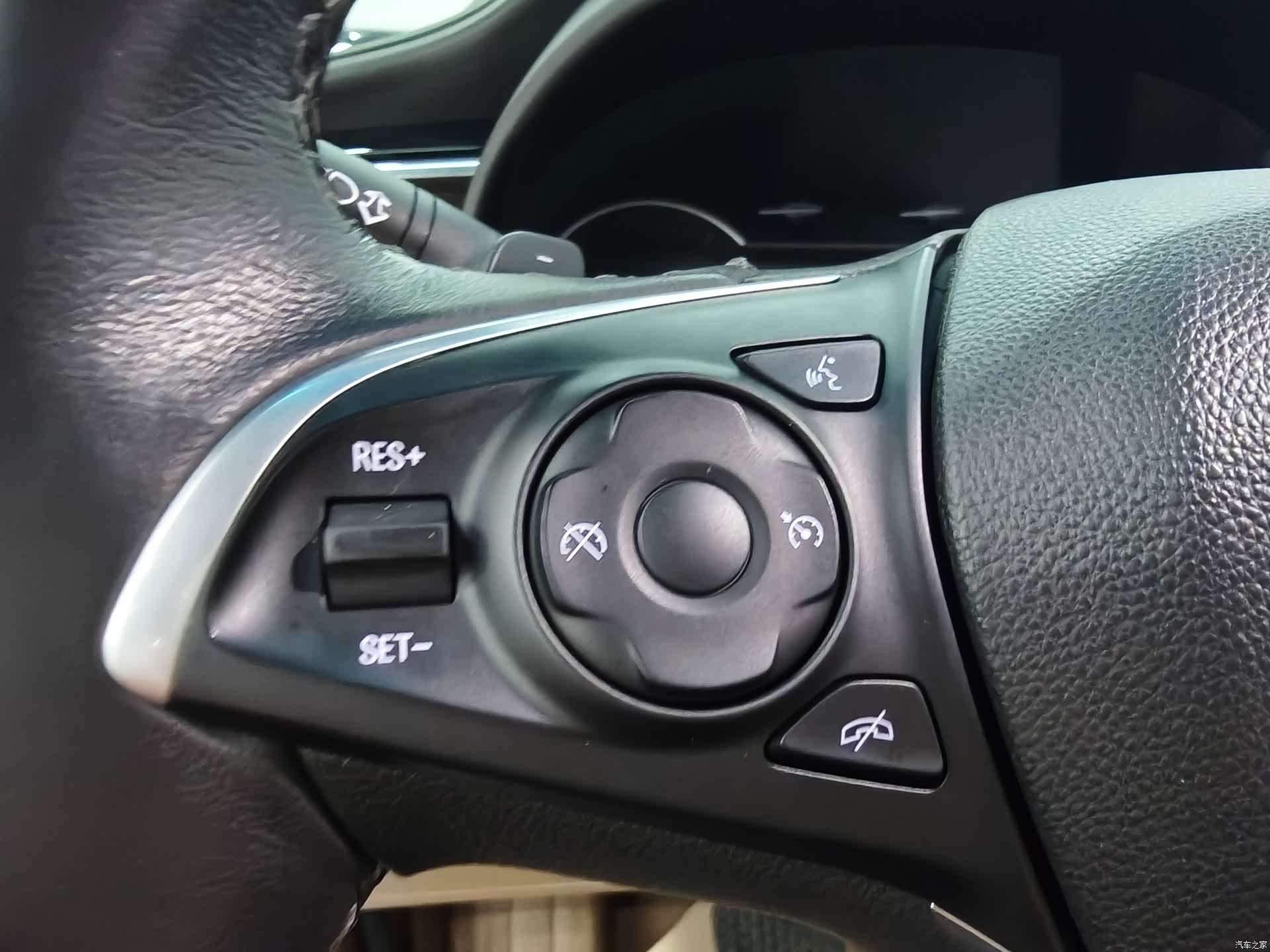 Buick GL8, 2020 11