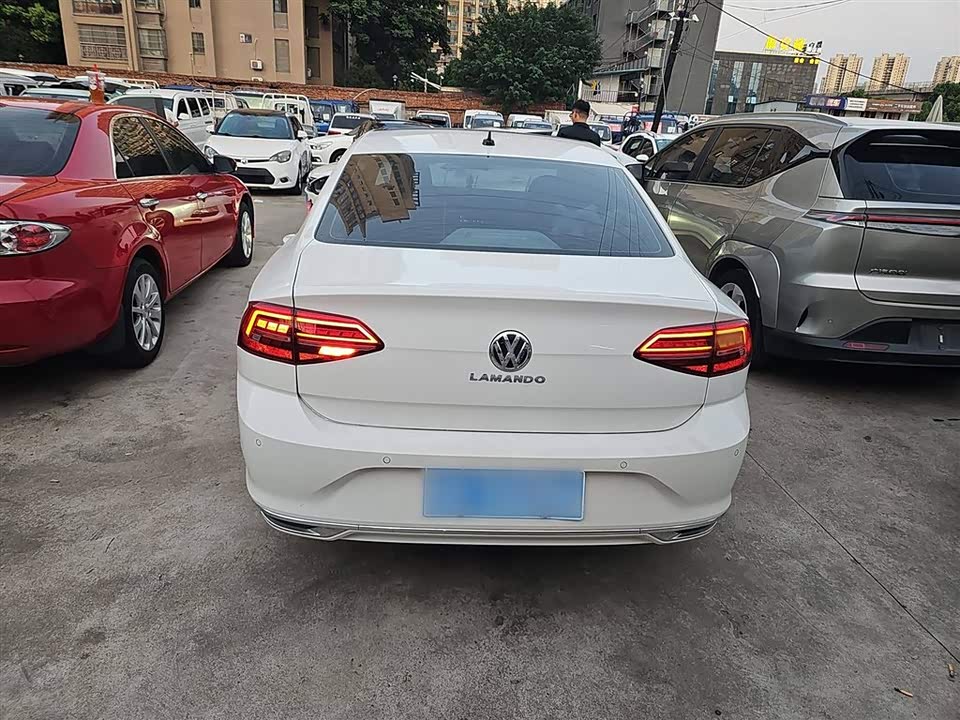 Volkswagen Lingdu