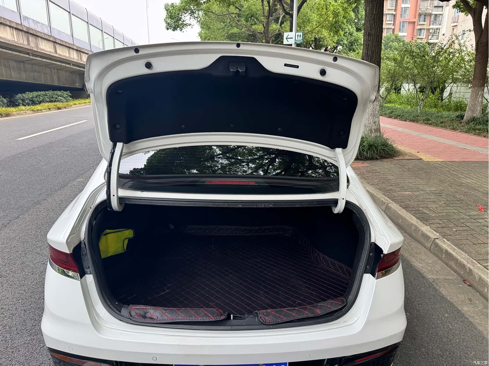 Hyundai Lafesta, 2019 13