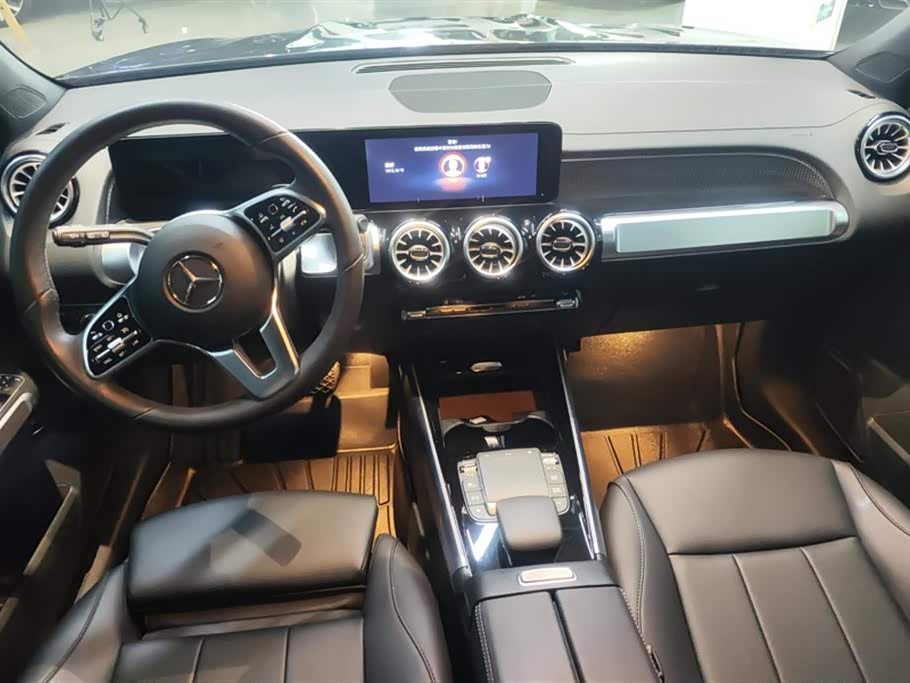Mercedes-Benz GLB Mercedes-Benz GLB