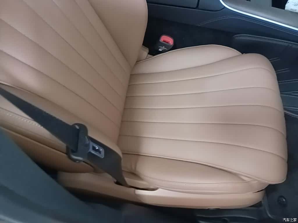 Mercedes-Benz E-Class, 2025 25