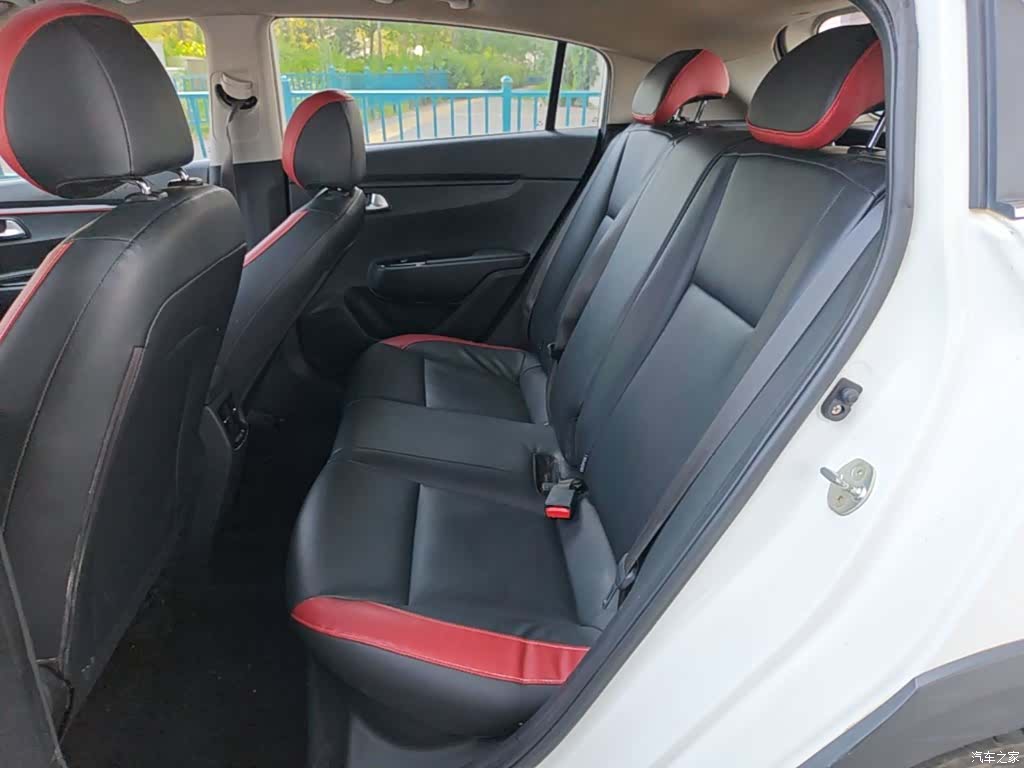 Kia KX, 2019 17