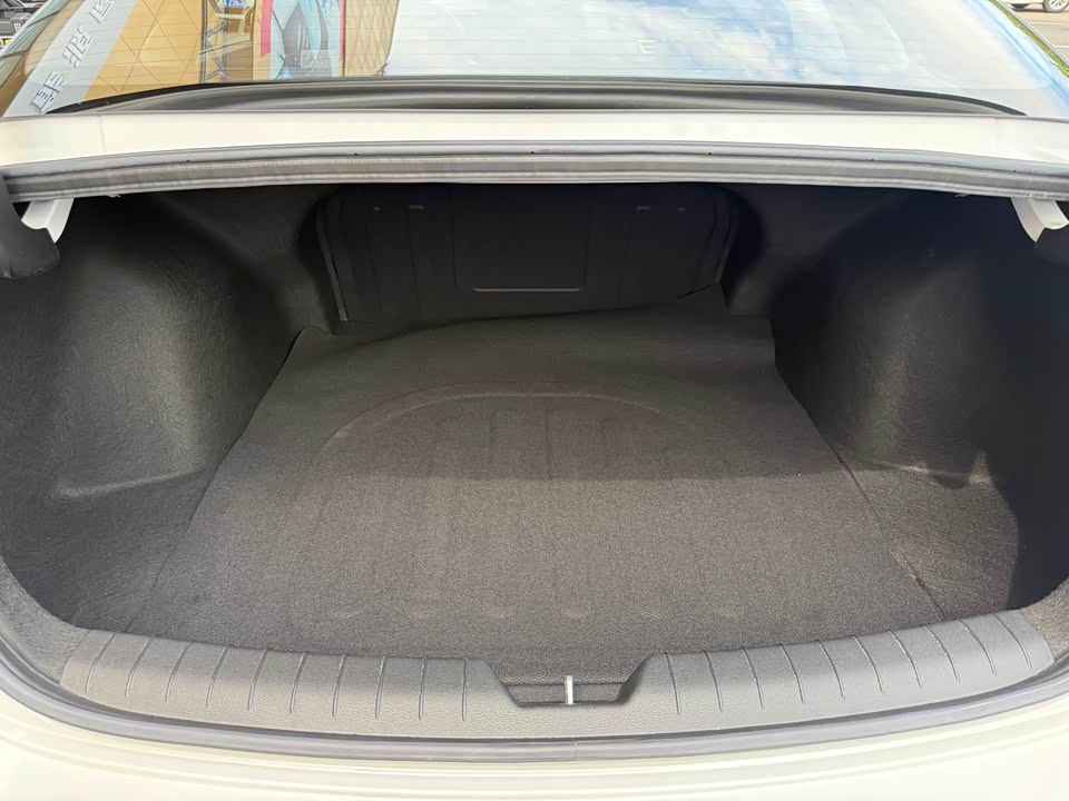 Kia K5 Kia K5