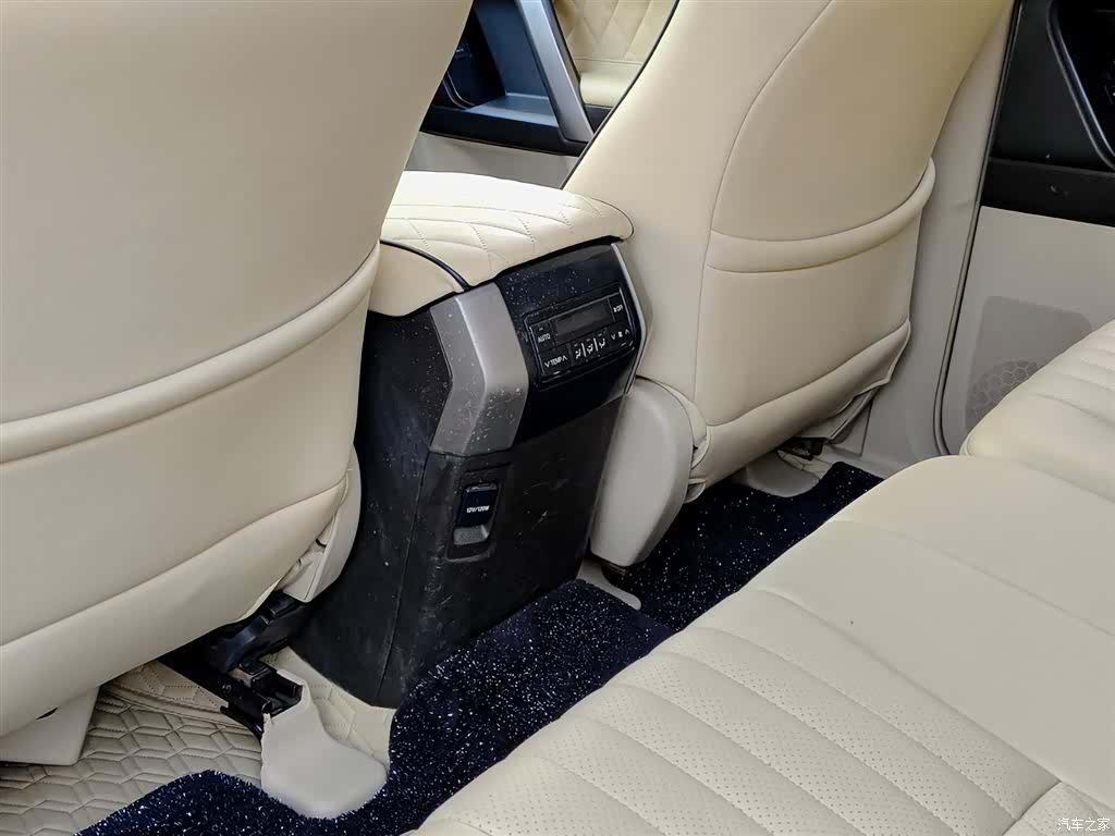 Toyota Prado, 2014 9
