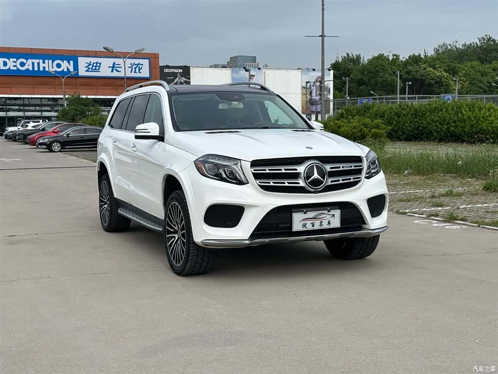 Mercedes-Benz GLS, 2018 3