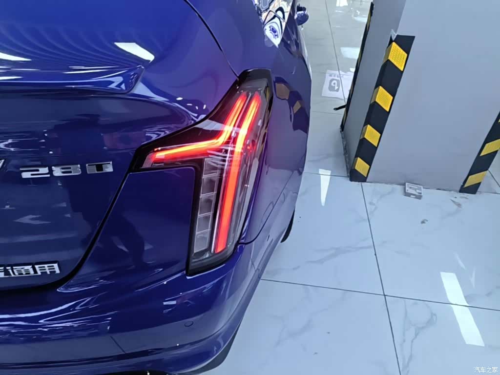 Cadillac CT5, 2019 8