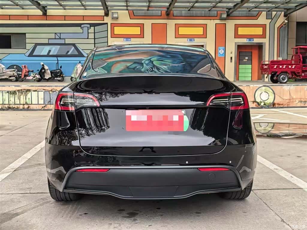 Tesla Model Y, 2022 16
