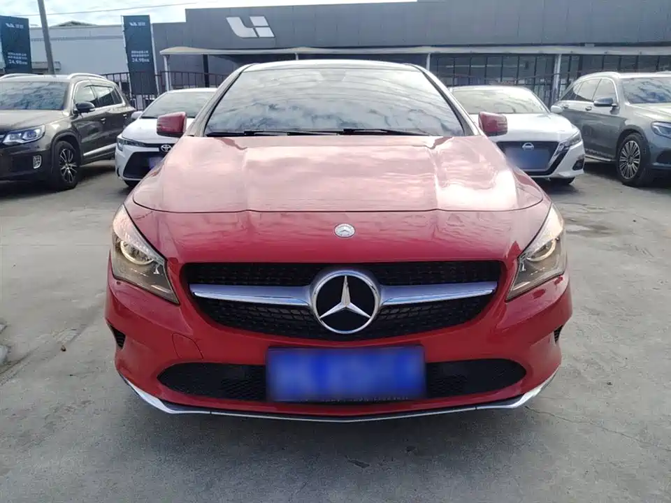 Mercedes-Benz CLA