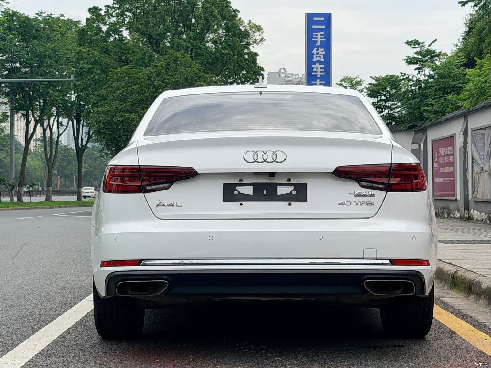 Audi A4L, 2019 все фото