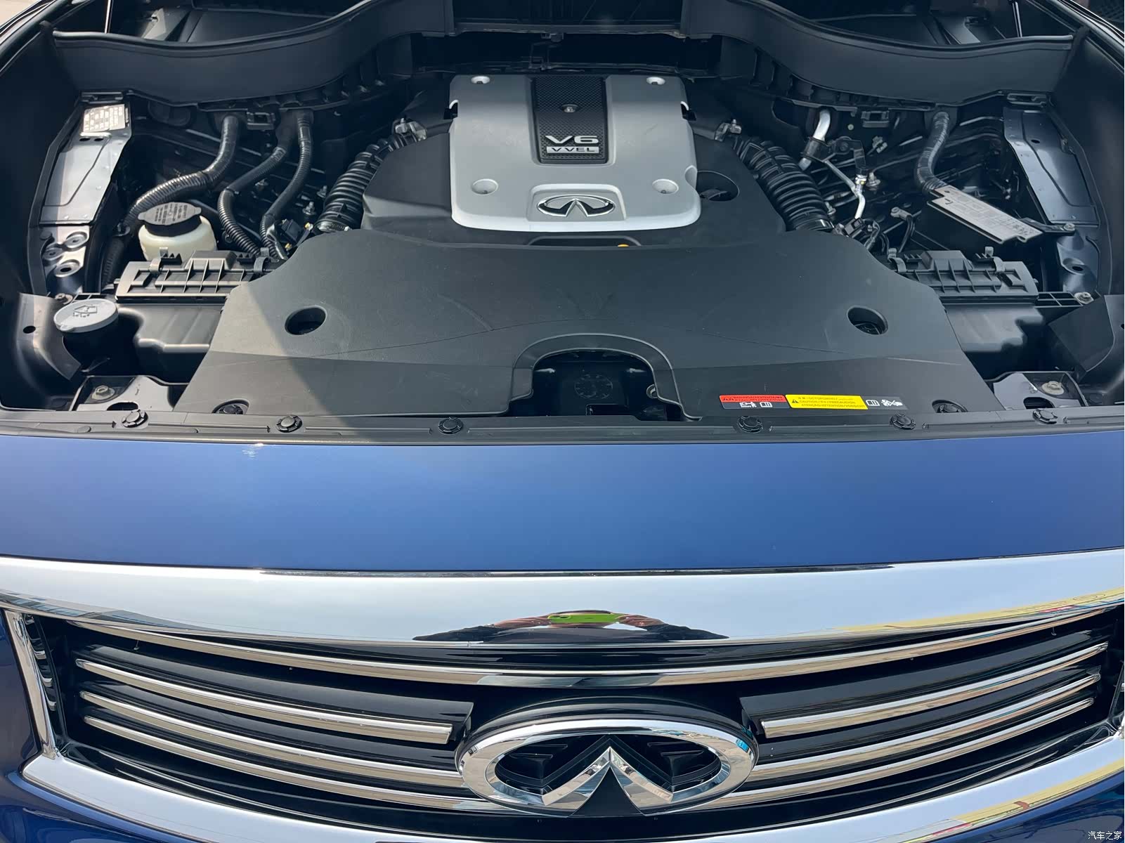 Infiniti FX37, 2013 12
