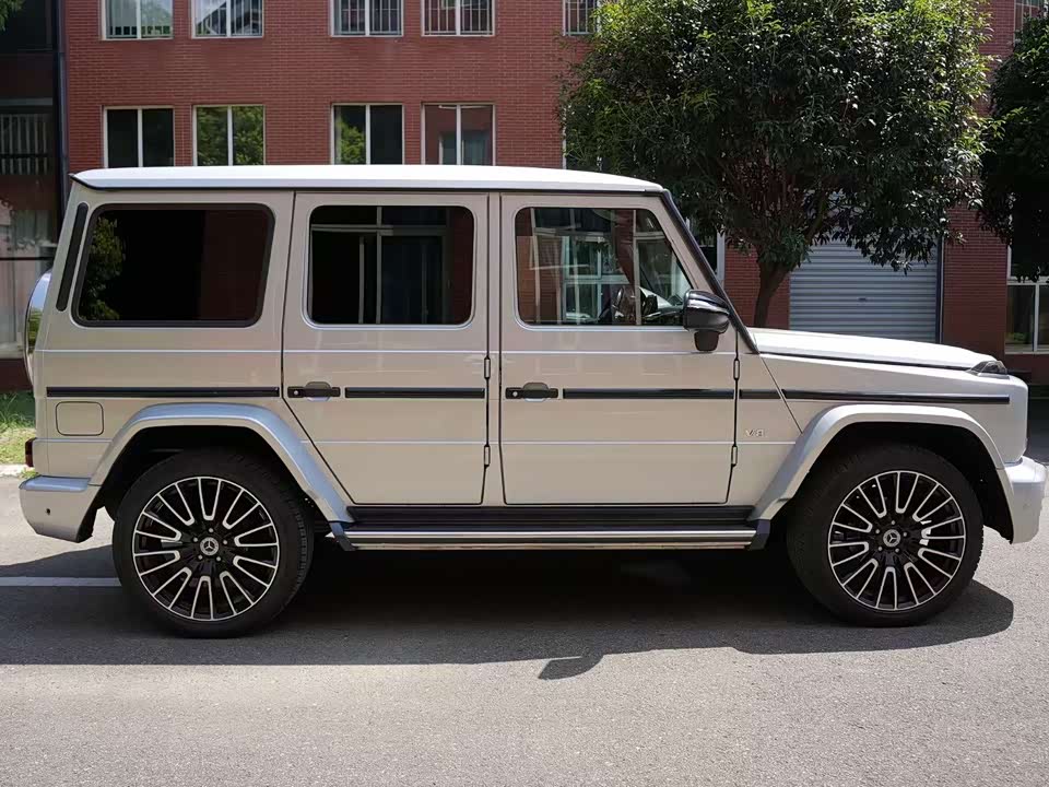 Mercedes-Benz G-class