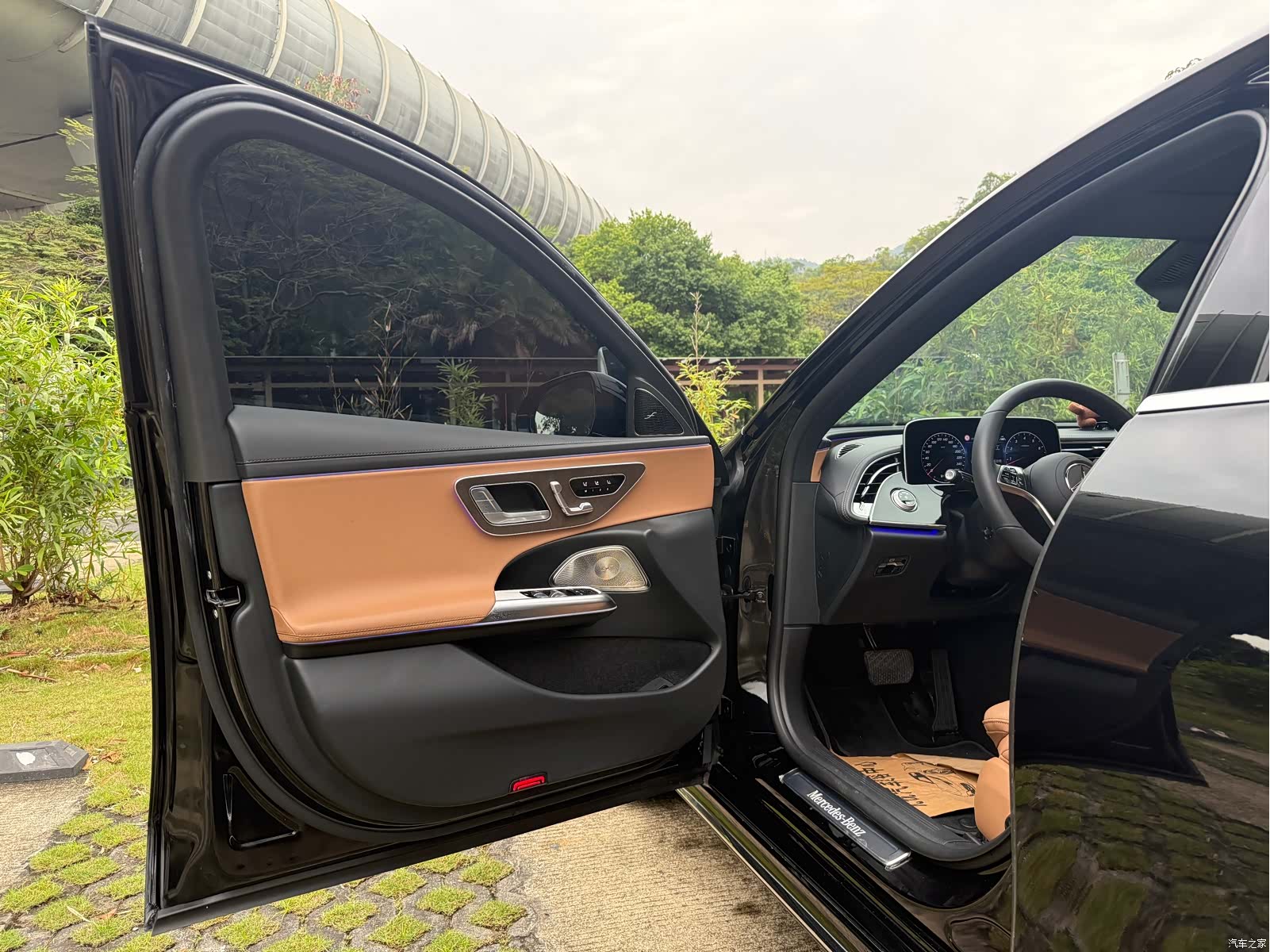 Mercedes-Benz E-Class, 2025 7
