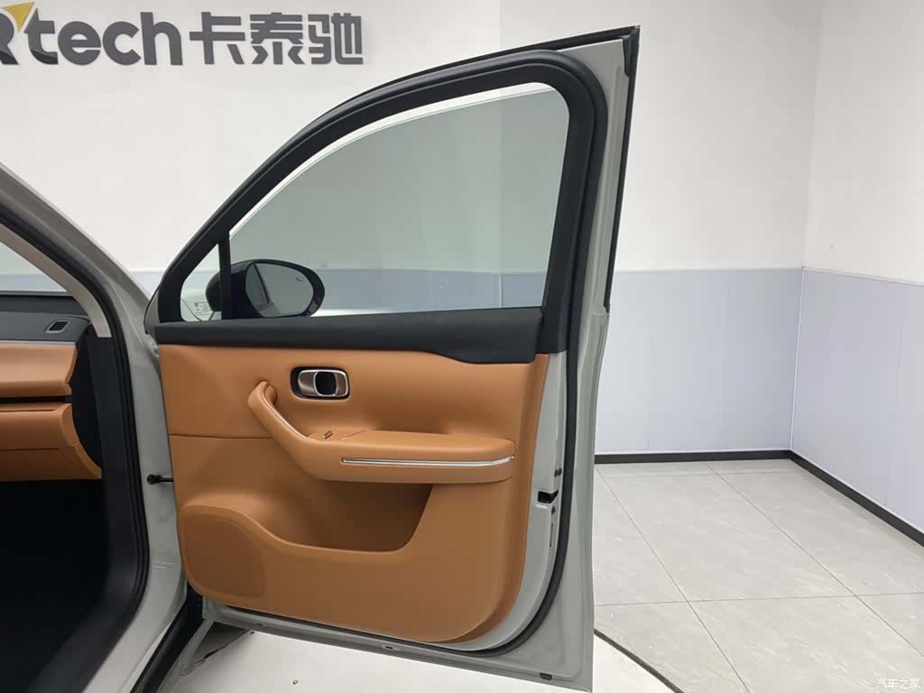 Leapmotor C10, 2025 16