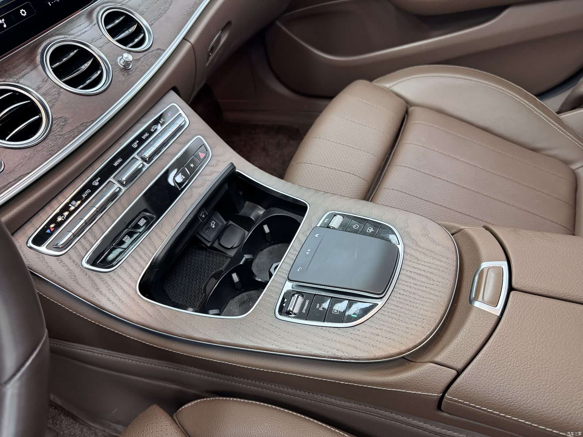 Mercedes-Benz E-Class, 2022 23