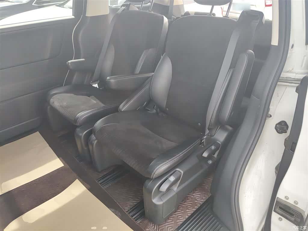 Honda Elysion, 2018 13