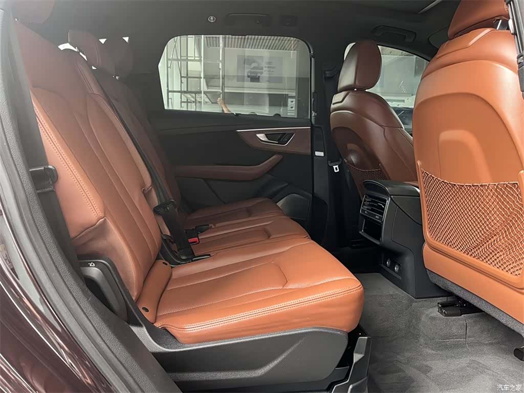Audi Q7, 2023 7