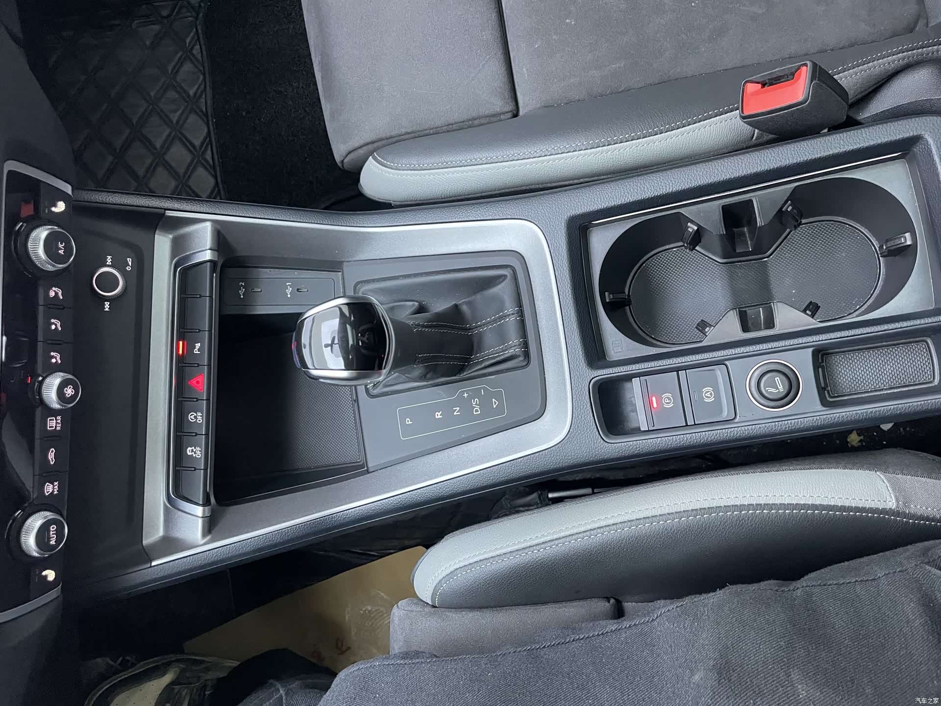 Audi Q3, 2022 26