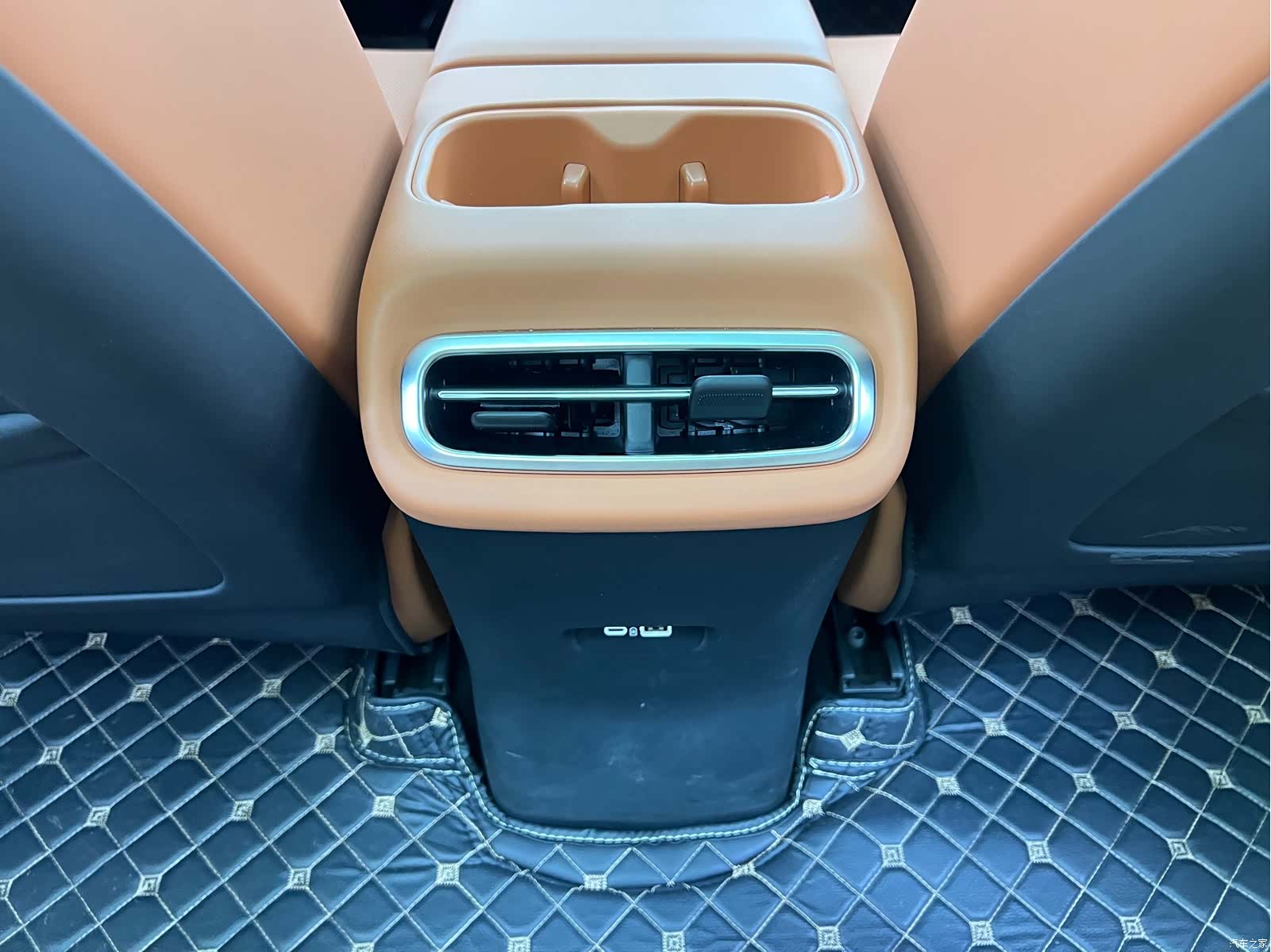Leapmotor C10, 2025 18