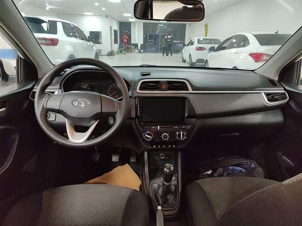 Hyundai Rena