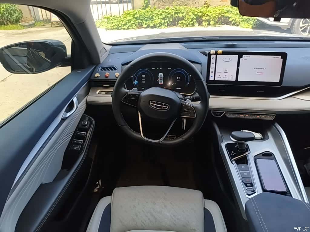 Geely Preface, 2022 11