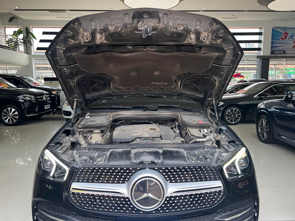 Mercedes-Benz GLE Mercedes-Benz GLE