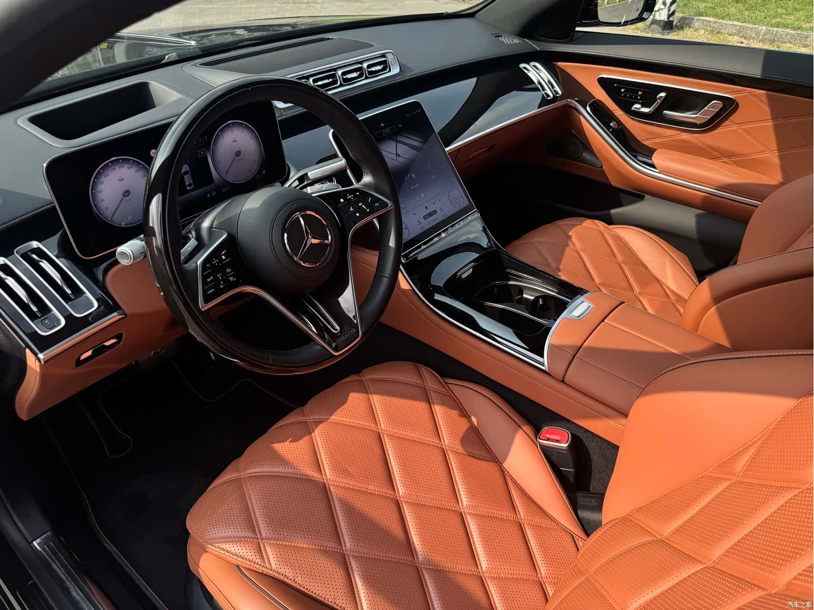 Maybach S-Class, 2023 11