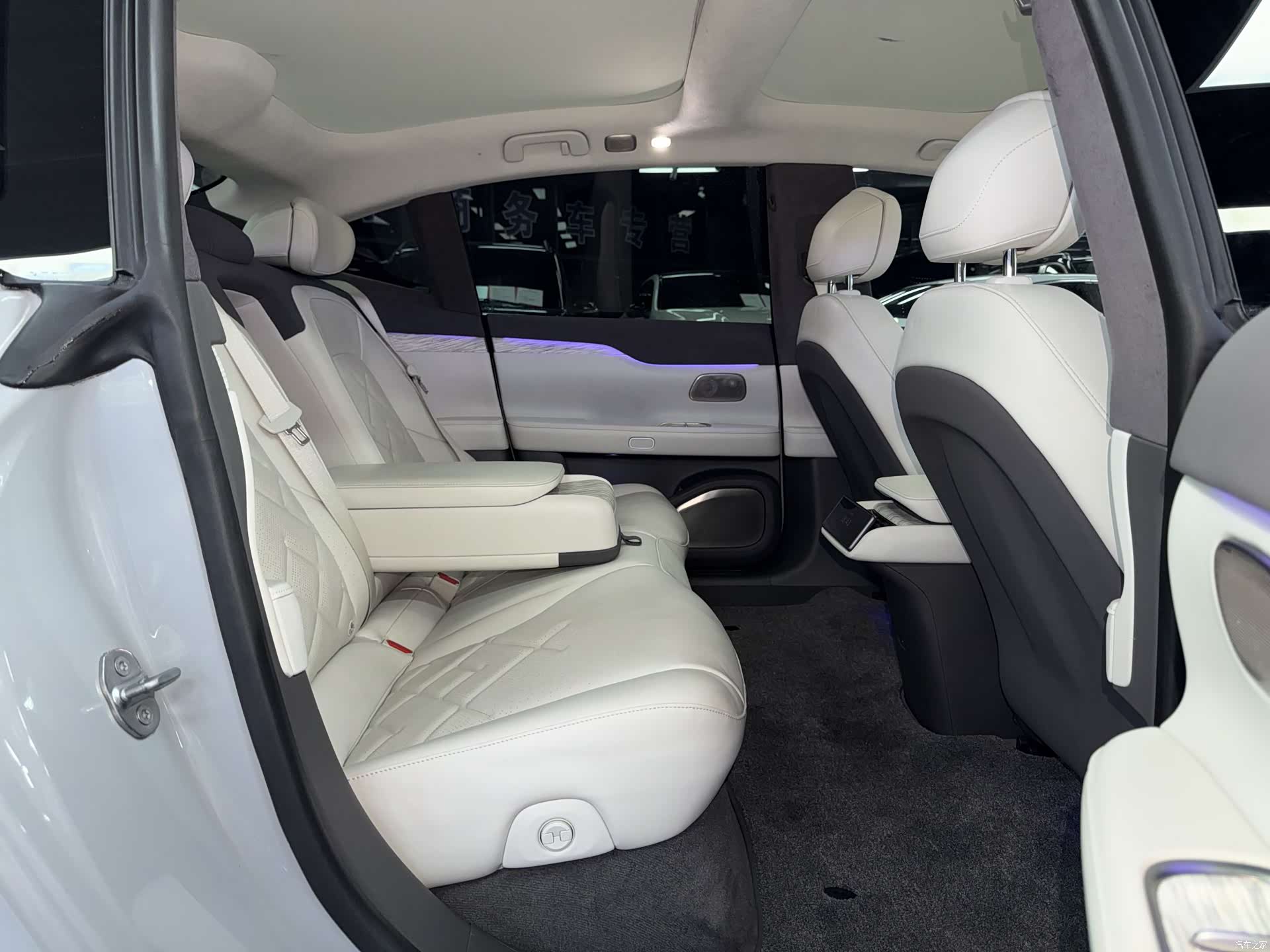 NIO ET7, 2022 11