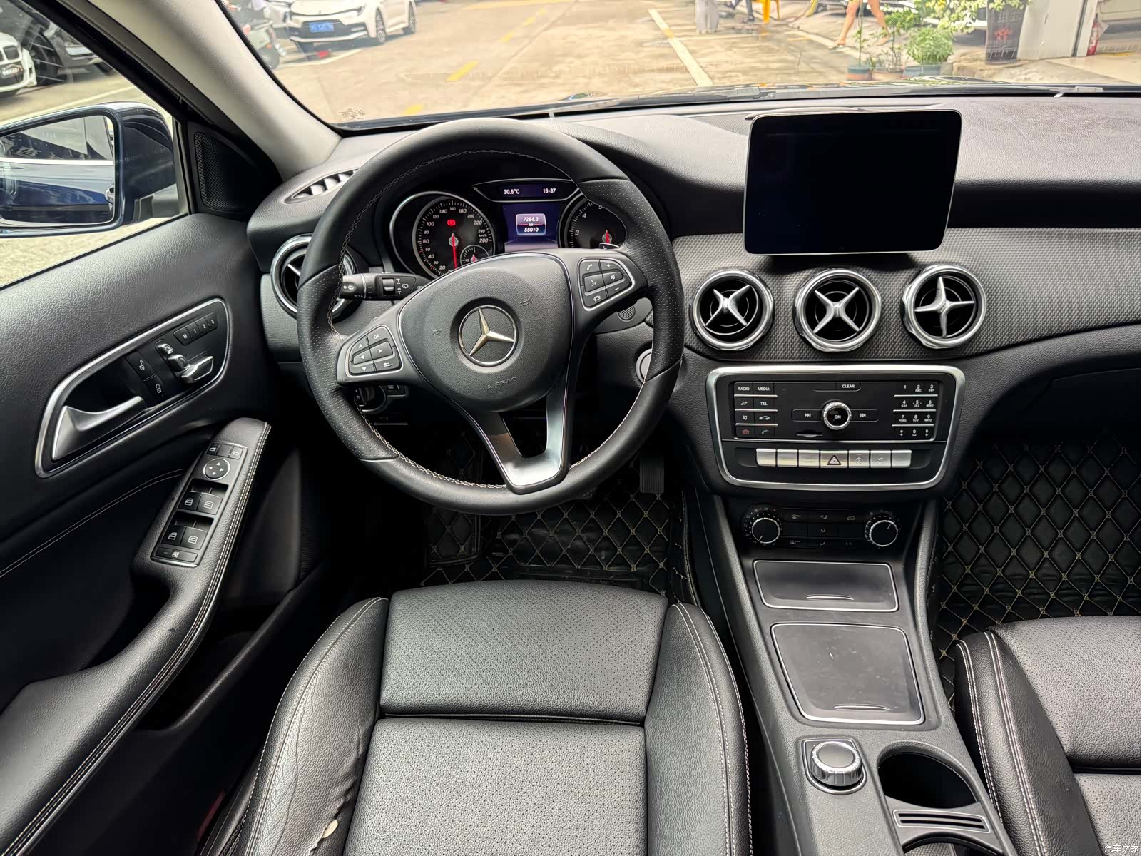 Mercedes-Benz GLA, 2019 13