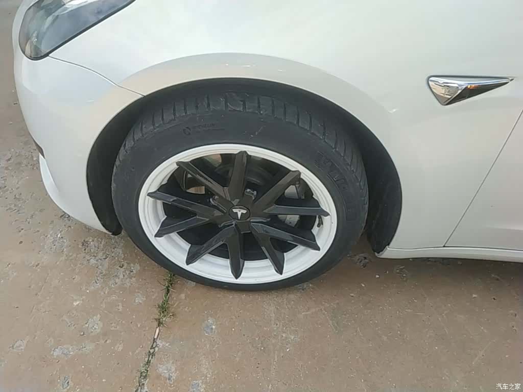 Tesla Model 3, 2020 23