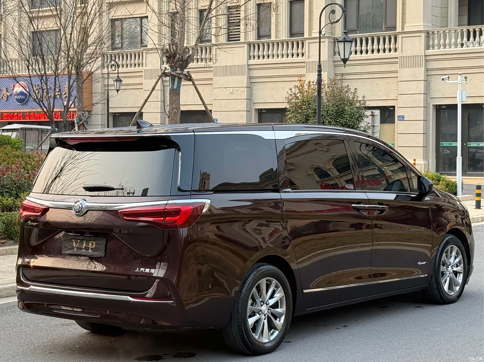 Buick GL8, 2021 9